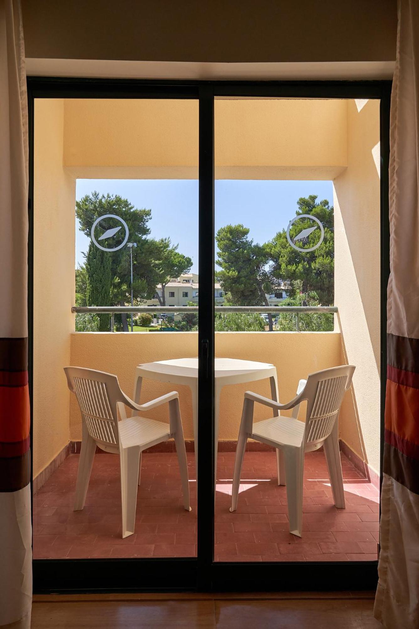 The Navigator Hotell Alvor Exteriör bild